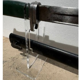 Présentoir en plexiglas pour Baïonnette et son fourreau