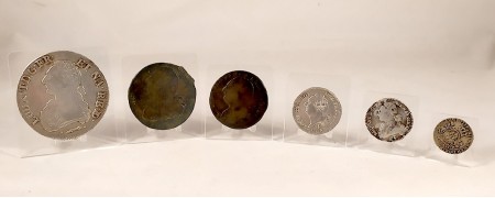 Présentoirs en plexiglas pour monnaies et médailles de collection